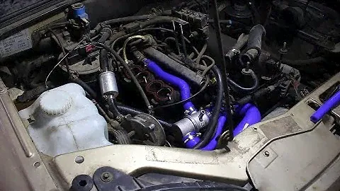 Замена помпы и патрубков на Chevrolet Niva 4х4 Шевроле Нива 2005 года  2часть